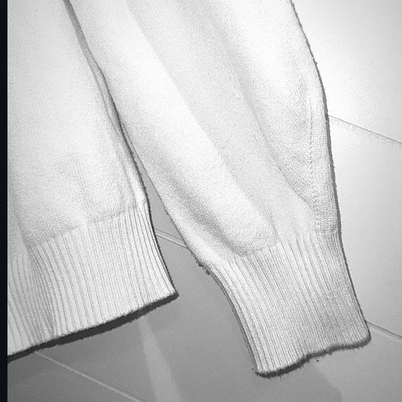 Rare 🏈💗Queen of Sparkles Pink Football Sweater size small fuzzy plush - Picture 4 of 10